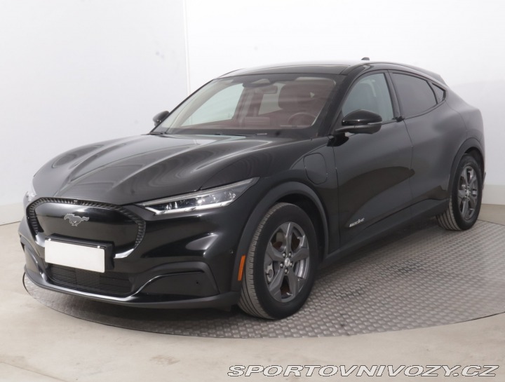 Ford Mustang Mach-E  Standard Range RW 2021