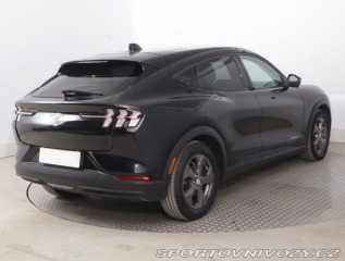 Ford Mustang Mach-E Standard Range RW 2021