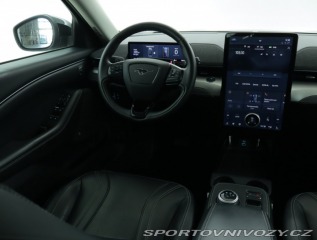 Ford Mustang Mach-E Standard Range RW 2021