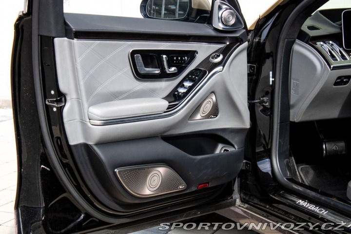 Mercedes-Benz S  2022