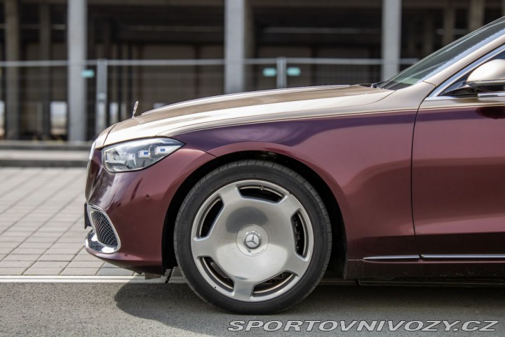 Mercedes-Benz S  2022