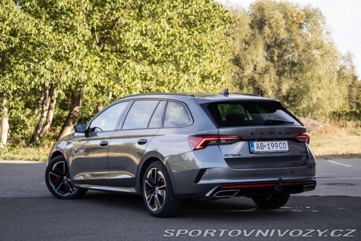 Škoda Octavia RS Combi 2.0 TDI RS 4x4 DSG 2022
