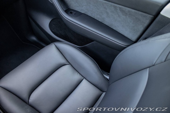Tesla Model Y Long Range 378kW 2022 / 2022