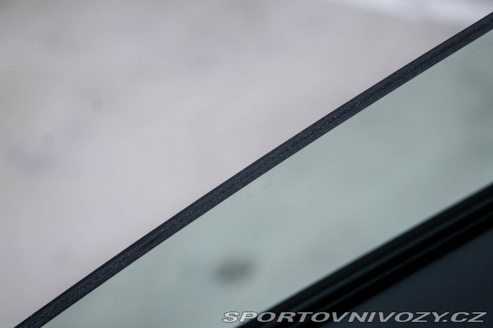 Tesla Model Y Long Range 378kW 2022 / 2022
