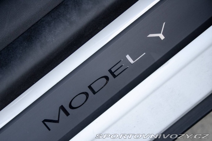 Tesla Model Y Long Range 378kW 2022 / 2022