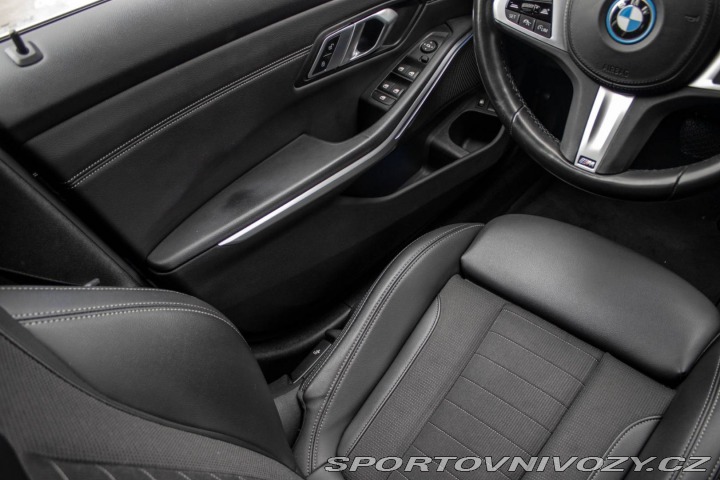 BMW 3 Touring 330e PHEV xDrive 2022