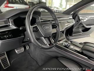 Audi S8 1800