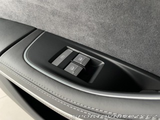 Audi S8 1800