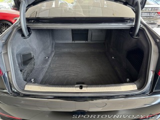 Audi S8 1800