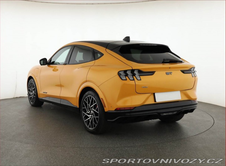 Ford Mustang Mach-E GT, SoH 99% 2022