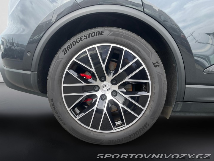 Porsche Macan 4s 2025