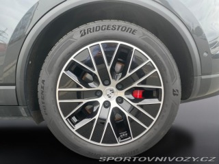 Porsche Macan 4s 2025
