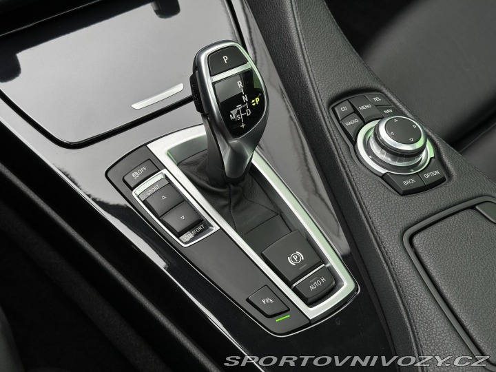 BMW 6 640d Coupé 8AT 230kW Head 2012
