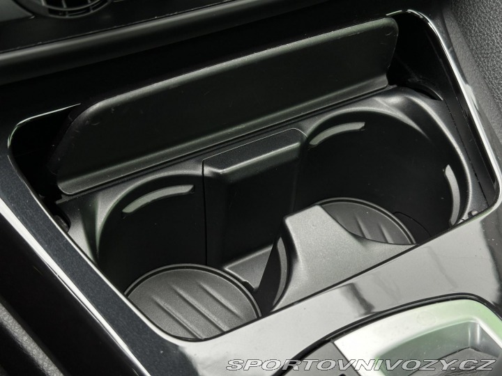 BMW 6 640d Coupé 8AT 230kW Head 2012