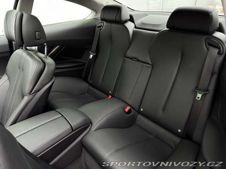 BMW 6 640d Coupé 8AT 230kW Head 2012