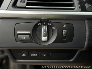 BMW 6 640d Coupé 8AT 230kW Head 2012