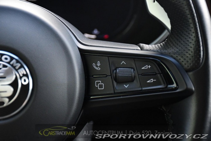 Alfa Romeo Stelvio 2.0T 16V 206kW VELOCE AT8 2024
