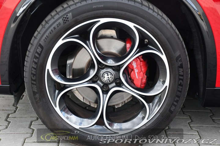 Alfa Romeo Stelvio 2.0T 16V 206kW VELOCE AT8 2024