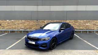 BMW 3 330i, M-Paket, Střešní ok