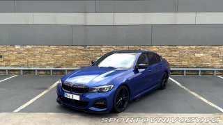 BMW 3 330i, M-Paket, Střešní ok 2019