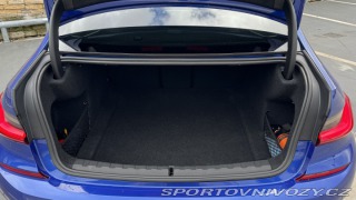 BMW 3 330i, M-Paket, Střešní ok 2019