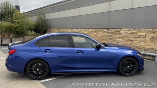 BMW 3 330i, M-Paket, Střešní ok 2019