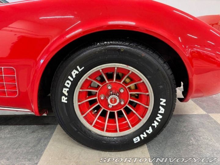 Chevrolet Corvette C3 STINGRAY 1971