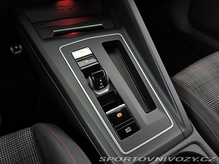 Volkswagen Golf 2.0 GTI 2021