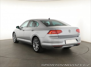 Volkswagen Ostatní modely Passat 2.0 TSI 2019