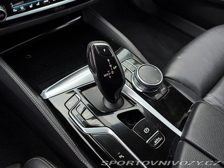 BMW 5 Luxury Line 530d xDrive 2023