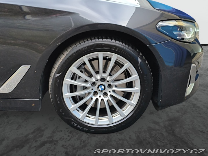 BMW 5 Luxury Line 530d xDrive 2023