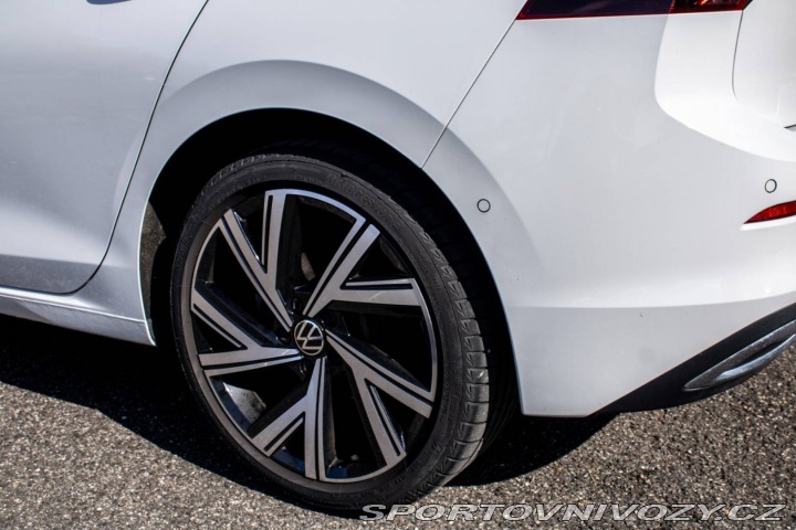 Volkswagen Golf 2.0 TSi 190k Style 4Moti 2024