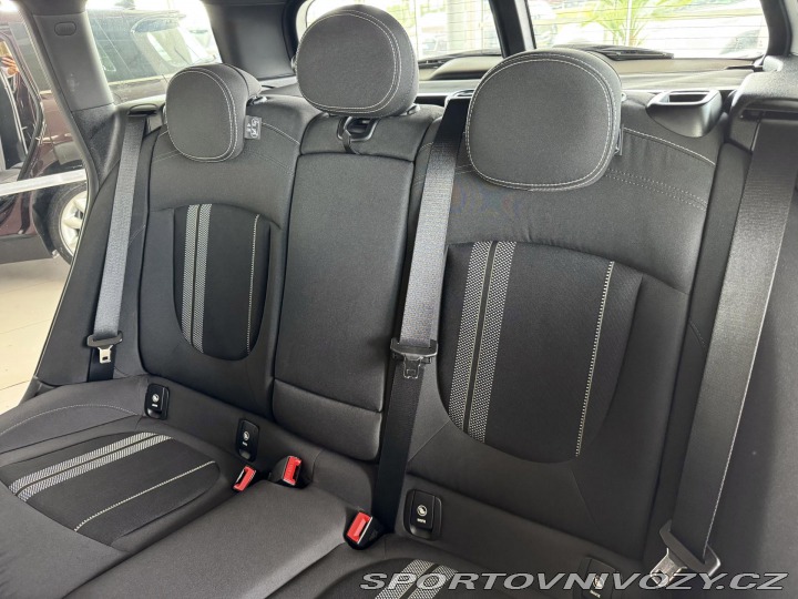 Mini Clubman S ALL4*141kW*LED*Navi*Key 2017