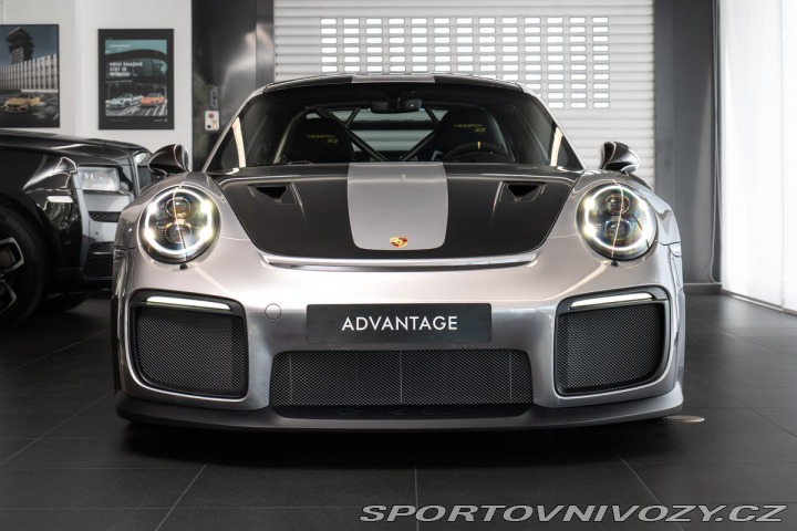 Porsche 911 (991.2) GT2 RS Weissach 2018