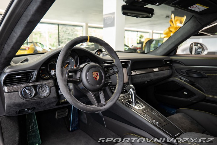 Porsche 911 (991.2) GT2 RS Weissach 2018