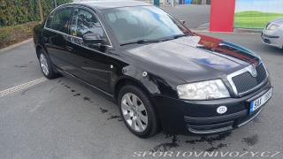 Škoda Superb V6 2.8 VR6 vládní 186tkm