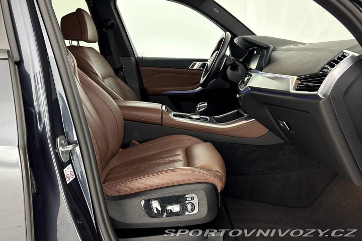 BMW X5 xDrive40i 2022