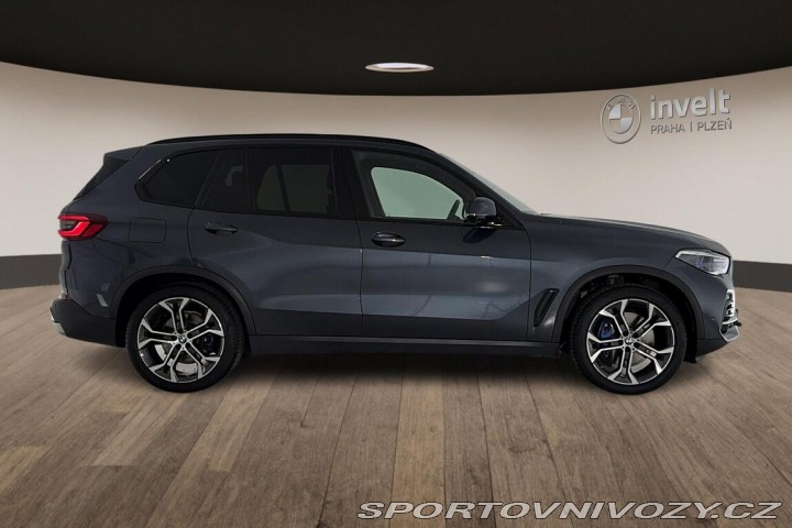 BMW X5 xDrive40i 2022