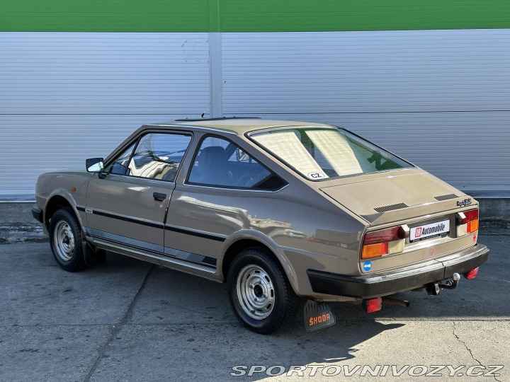 Škoda Ostatní modely Rapid 130 5speed 43kW Autorádio 1988