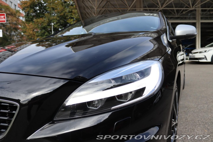 Volvo V40 Volvo V40 R-Design 140kW 2019