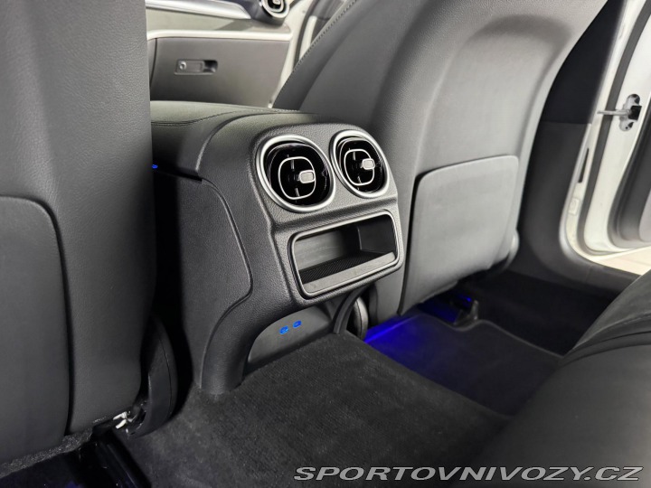 Mercedes-Benz C 300e AMG 230kW*Webasto*Ta 2022