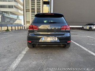 Volkswagen Golf GTI 2011