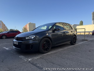 Volkswagen Golf GTI 2011