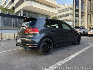 Volkswagen Golf GTI 2011