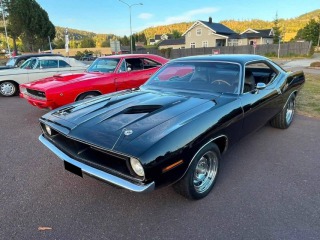   Plymouth Barracuda