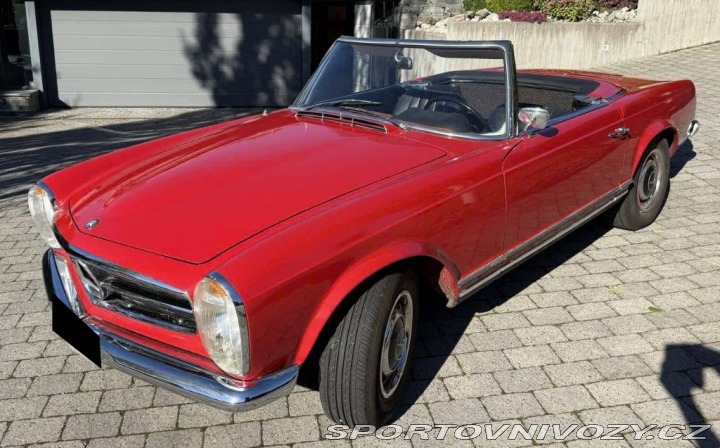 Mercedes-Benz SL 230 SL Pagoda (W113) 1964
