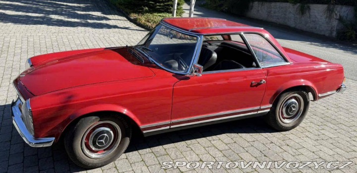 Mercedes-Benz SL 230 SL Pagoda (W113) 1964