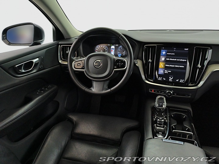 Volvo V60 T8 Twing Engine 2020