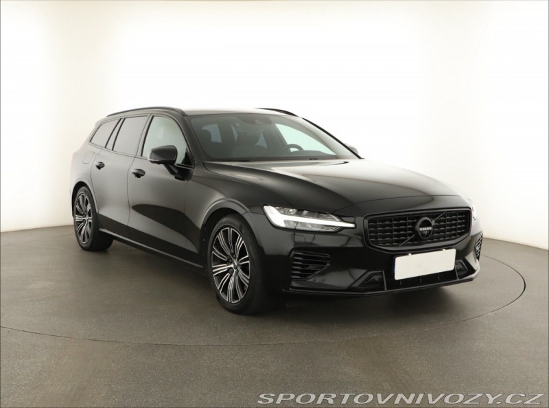 Volvo V60 R-Design T8 Twing Engine