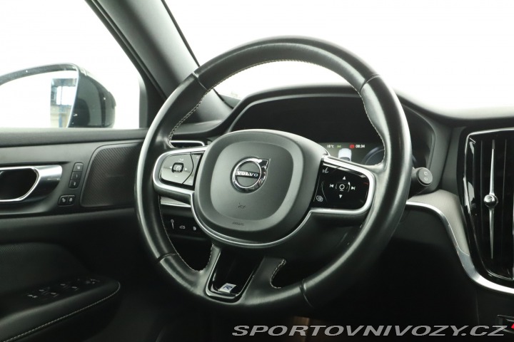 Volvo V60 R-Design T8 Twing Engine 2020